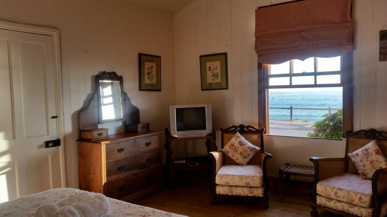 Bedrock Lodge ポート・ノロス エクステリア 写真